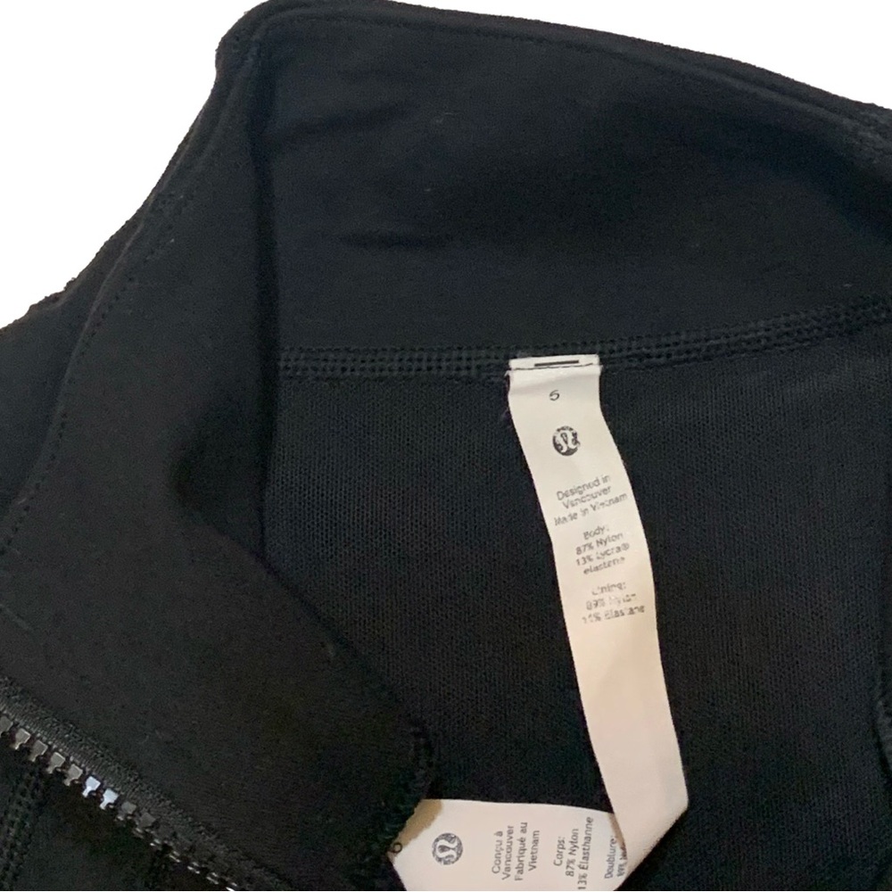 6 / Lululemon Define Jacket - Picture 2 of 5